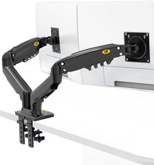 منظر مقرب لتثبيت حامل الشاشتين — Close-up of dual monitor desk clamp mounting