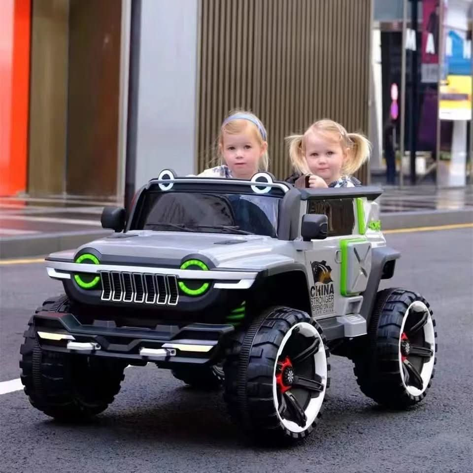 Children's electric car Tank 300 4WD off - road vehicle LK096 - Nimall