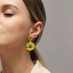 Fresh daisy stud earrings simple colored flower earrings women - Nimall