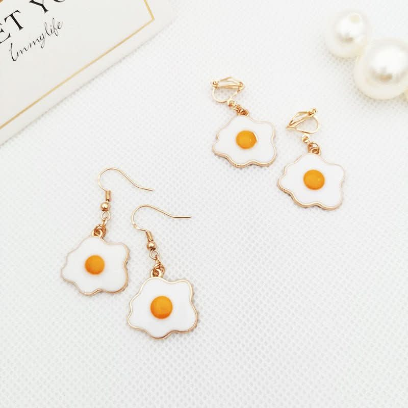 Fried egg earrings for non - pierced ears. - Nimall