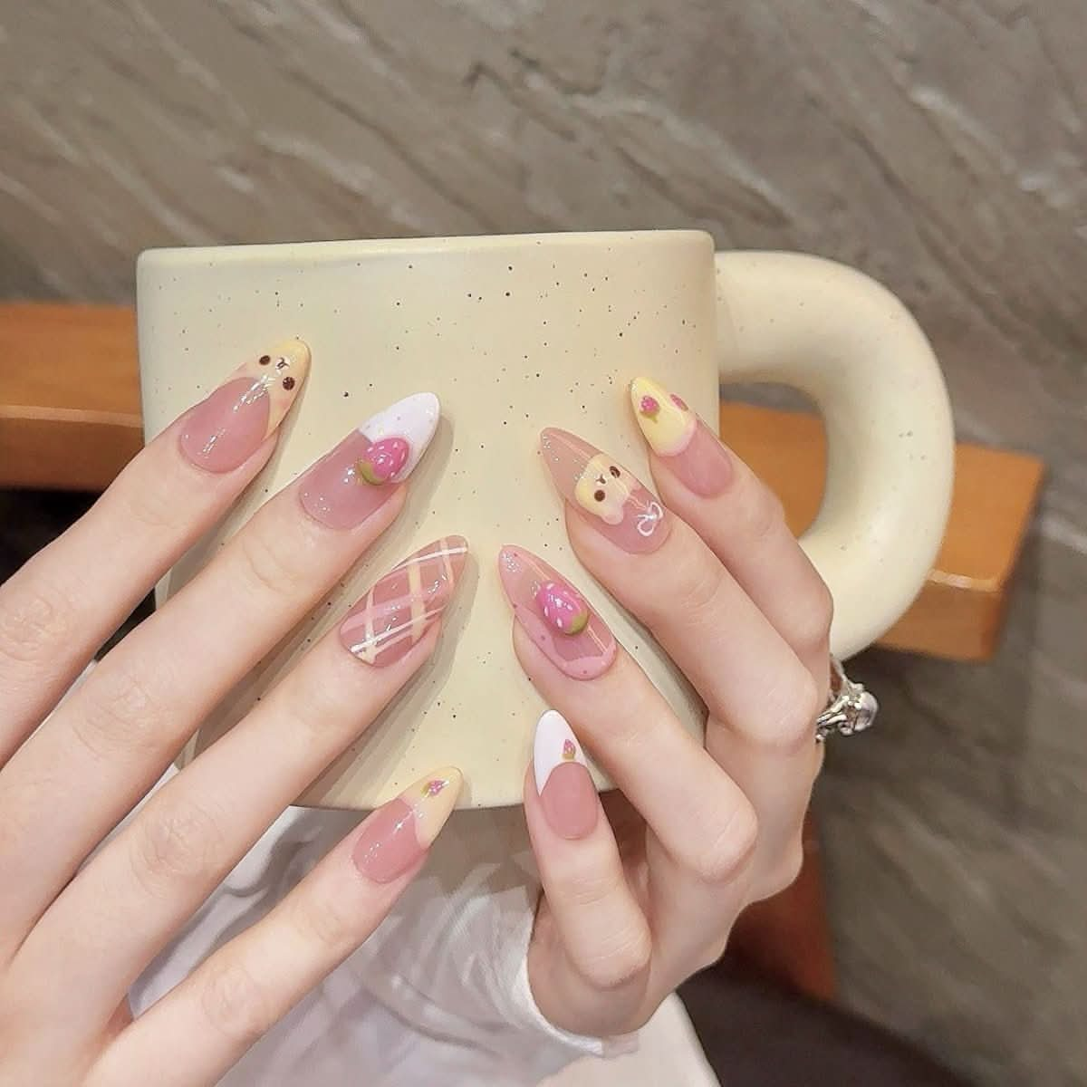 Hand - painted easy bear strawberry cute cartoon sweet girl age reduction sweet spicy wind handmade wearing nail almond nail finished product - Nimall