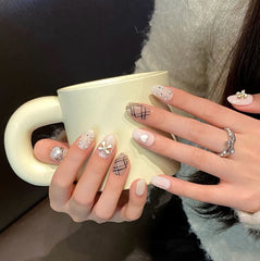 Purely handmade nail wear new bow temperament versatile white short autumn and winter love nail patch - Nimall