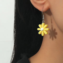 Temperament resin daisy earrings - Nimall